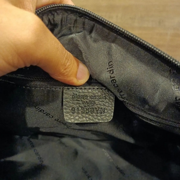 Pierre Cardin Paris Hand Bag in mint condition - Picture 7 of 8